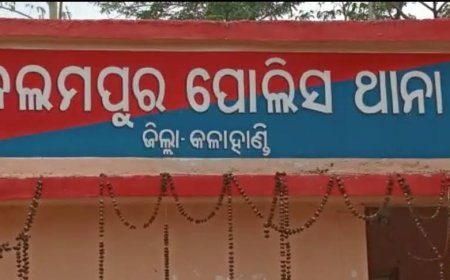 ପିସ୍ତଲ ଦେଖାଇ ୪ ମୁଖା ପିନ୍ଧା ଦୁର୍ବୁତ୍ତ ଚାଷୀଙ୍କ ଘରୁ ଲୁଟି ନେଲେ ୬୯ ହଜାର ଟଙ୍କା