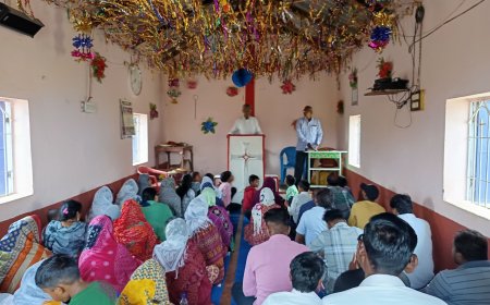 ଲଦାପଦର ସିଏନଆଇ ଚର୍ଚ୍ଚରେ ଶୁଭ ଶୁକ୍ରବାର ପାଳିତ।