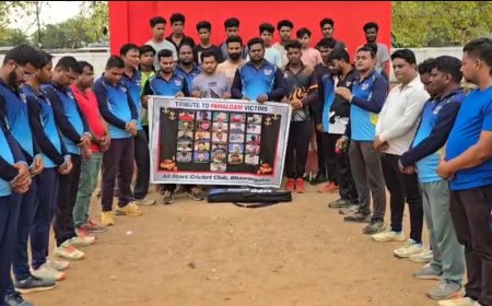 ଆତଙ୍କବାଦୀ ଆକ୍ରମଣ ବିରୋଧରେ ଏକତା ପ୍ରଦର୍ଶନ।