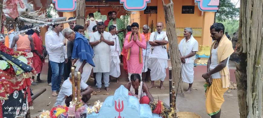 ବିଧାୟକଙ୍କ ବିଭିନ୍ନ ଗ୍ରାମ ଗସ୍ତ ଓ ମା ଠାକୁରାଣୀ ଶେଷ ଦର୍ଶନ |