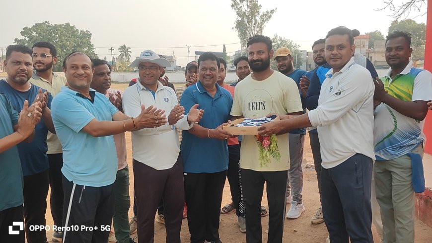 ଅଲ୍ ଷ୍ଟାରସ କ୍ରିକେଟ କ୍ଲବ ତରଫରୁ ସାହସିକତା ସମ୍ମାନ ।