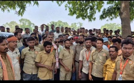 ଡ୍ରାଇଭର ଙ୍କୁ RTO ଲେଡି କନେଷ୍ଟବଳ ଙ୍କ ଚାପୁଡ଼ା ମାଡ।ତାତିଲେ ଡ୍ରାଇଭର ସଂଘ।