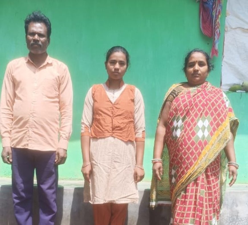 ମେଧାବୀ ଛାତ୍ର ଓ ଛାତ୍ରୀଙ୍କୁ ଉଚ୍ଚ ଶିକ୍ଷା ପାଇଁ ଆର୍ଥିକ ଅଭାବ ସରକାରୀ ସହାୟତା ପାଇଁ ପରିବାର ପକ୍ଷରୁ ଗୁହାରି