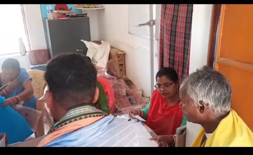 ଦେହେଲି ଅଙ୍ଗନୱାଡ଼ି କେନ୍ଦ୍ର ରେ ମଶାରୀ ବଣ୍ଟନ କାର୍ଯ୍ୟକ୍ରମ l