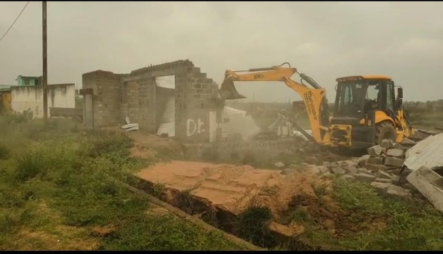 ଉମରକୋଟ ରେ ଜବରଦଖଲ ଉଚ୍ଛେଦ।