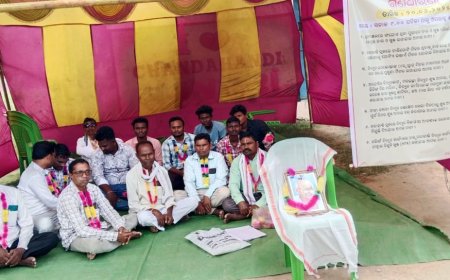 ଚନ୍ଦାହାଣ୍ଡି ବ୍ଲକରେ ବାରମ୍ବାର ଅଘୋଷିତ ବିଦ୍ୟୁତ କାଟ ପ୍ରତିବାଦରେ ଗଣଧାରଣା ଓ ଦାବିପତ୍ର ପ୍ରଦାନ ।