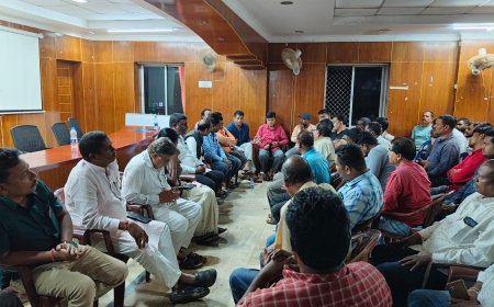 ସରକାରୀ ଜମିରେ ଜବର ଦଖଲ ଉଚ୍ଛେଦ ପ୍ରକ୍ରିୟା ନେଇ ସର୍ବଦଳୀୟ ଜରୁରୀ ବୈଠକ ଅନୁଷ୍ଠିତ।