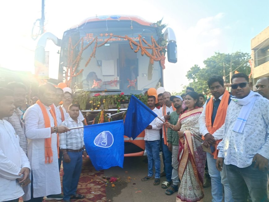 ରାଇଘର ରୁ ହାଇଦ୍ରାବାଦ ଗଡ଼ିଲା ଜଗନ୍ନାଥ ଏକ୍ସପ୍ରେସ ନାମକ ଯାତ୍ରୀବାହି ବସ
