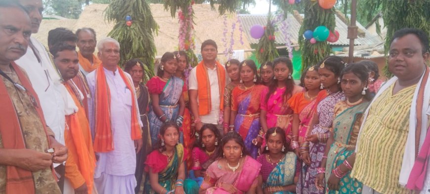 ବାରବାକୁଳି ରଜ ମହୋତ୍ସବରେ ବିଧାୟକଙ୍କ ଯୋଗଦାନ ।