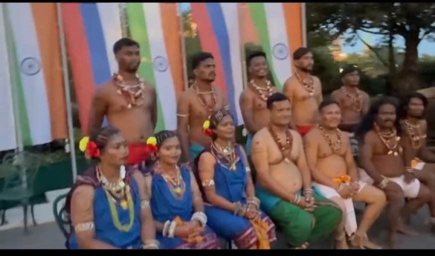 ଦୁଲୁକିଲା ମସ୍କୋ ସିଟି। ଶିଙ୍ଗାରି ନୃତ୍ୟ ରେ ପ୍ରତିଭା ଅନୁଷ୍ଠାନ ର କଳାକାର ମାନେ ମନ ମୋହିଲେ ମସ୍କୋ ବାସୀଙ୍କୁ।