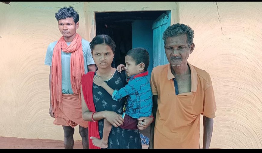 ଆଧାର କାର୍ଡ ନଥିବାରୁ  ସରକାରୀ ସୁବିଧାରୁ ବଞ୍ଚିତ ବିକଳାଙ୍ଗ ଶିଶୁ ।