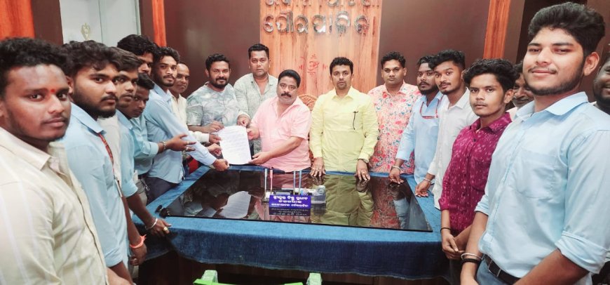 କଲେଜ ଛକ ଠାରେ ଯାତ୍ରୀ ବିଶ୍ରାମ ଗୃହ ଓ ଶୌଚାଳୟ ନିର୍ମାଣ ଦାବୀ