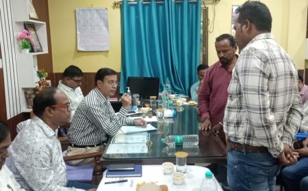 ଡ଼ାବୁଗାଁ ଠାରେ  ଅତିରିକ୍ତ ଜିଲାପାଳ ଏବଂ ଆରକ୍ଷୀ ଅଧିକ୍ଷକଙ୍କ  ଯୁଗ୍ମ ଅଧ୍ୟକ୍ଷତାରେ ଏକ ଜନଶୁଣାଣି ଶିବିର ଅନୁଷ୍ଠିତ।