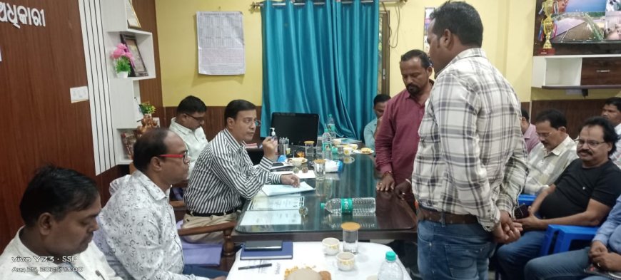 ଡ଼ାବୁଗାଁ ଠାରେ ଅତିରିକ୍ତ ଜିଲାପାଳ ଏବଂ ଆରକ୍ଷୀ ଅଧିକ୍ଷକଙ୍କ ଯୁଗ୍ମ ଅଧ୍ୟକ୍ଷତାରେ ଏକ ଜନଶୁଣାଣି ଶିବିର ଅନୁଷ୍ଠିତ।