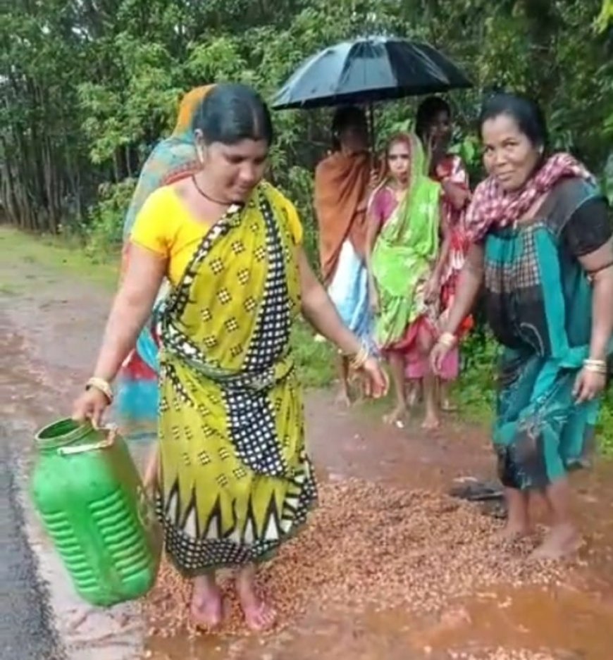 ତେଜିଲା ମଦ ବିରୋଧୀ ଆନ୍ଦୋଳନ I ଘରଘର ପସି ମଦ ପୋଚ ଓ ମହୁଲି ମଦ କୁ ନଷ୍ଟ କଲେ ସ୍ୱୟଂ ସହାୟକ ଗୋଷ୍ଠିର ମହିଳା I