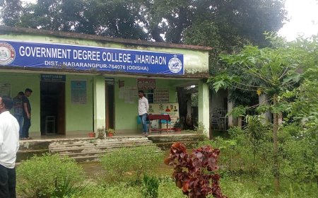 ଭିତ୍ତିଭୂମି ନଥାଇ ସ୍ନାତକ ମହାବିଦ୍ୟାଳୟ ସ୍ଥାପନ, ଦୟନୀୟ ଅବସ୍ଥାରେ ପାଠ ପଢ଼ୁଛନ୍ତି ଛାତ୍ରଛାତ୍ରୀ ।