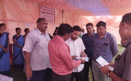 "ସ୍ୱାସ୍ଥ୍ୟ ହିଁ ସମ୍ପଦ"  ଜିଲ୍ଲାପାଳଙ୍କ ନୂତନ ପରିକଳ୍ପନା ଓ ଜିଲ୍ଲା ମୁଖ୍ୟ ଜନସ୍ୱାସ୍ଥ୍ୟ ଅଧିକାରୀ ଙ୍କ ଅଭିନବ ପ୍ରୟାସ ରେ ସରକାରୀ କର୍ମଚାରୀ ଙ୍କ ପାଇଁ ସ୍ୱାସ୍ଥ୍ୟ ଶିବିର।