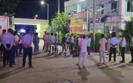 ଚିକିତ୍ସା ଅବହେଳାରୁ ଯୁବତୀଙ୍କ ଗଲା ଜୀବନ, ରାତି ଅଧରେ ଜିଲ୍ଲା ମୁଖ୍ୟ ଚିକିତ୍ସାଳୟରେ ଉତ୍ତେଜନା।