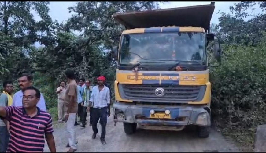 କ୍ରସର ହାଇଓ୍ବା ଟ୍ରକ ଧକ୍କାରେ ଚାଲିଗଲା ମହିଲା ଙ୍କ ଜୀବନ।