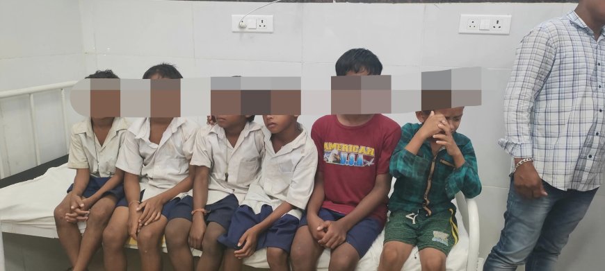 ଶୋଇଥିବା ବେଳେ ଛାତ୍ରଙ୍କ ଆଖିରେ ଫେବିକୁଇକ ଅଠା ଲଗାଇଦେଲେ ସହପାଠୀ ୭ ଜଣ ଗୁରୁତରଙ୍କୁ ଫୁଲବାଣୀ ମେଡ଼ିକାଲ ଭର୍ତ୍ତି।