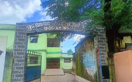 ଅଘୋଷିତ ବିଦ୍ୟୁତ କାଟ ଯୋଗୁଁ ହନ୍ତସନ୍ତ ସାଧାରଣ ଜନତା ।