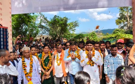 ବଡ଼ନୀ ସରକାରୀ ଆଶ୍ରମ ବିଦ୍ୟାଳୟ ଠାରେ କ୍ଲଷ୍ଟର ସ୍ତରୀୟ ଶିଶୁ ମହୋତ୍ସବ "ସୁରଭି -2025" କାର୍ଯ୍ୟକ୍ରମ ଅନୁଷ୍ଠିତ ।