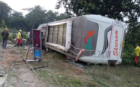 କଳିଙ୍ଗା ଘାଟିରେ ଯାତ୍ରୀବାହୀ ବସ୍‌ ଦୁର୍ଘଟଣାଗ୍ରସ୍ତ; ଜଣେ ମହିଳା ଯାତ୍ରୀ ମୃତ