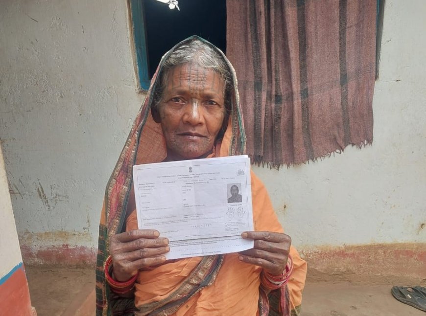 ୬୭ ବର୍ଷୀୟ ଅବିବାହିତା ବୃଦ୍ଧା  ଚମ୍ପି କହଁର ବାର୍ଦ୍ଧକ୍ୟ ଭତ୍ତା ପାଇବାରୁ ବଞ୍ଚିତ।