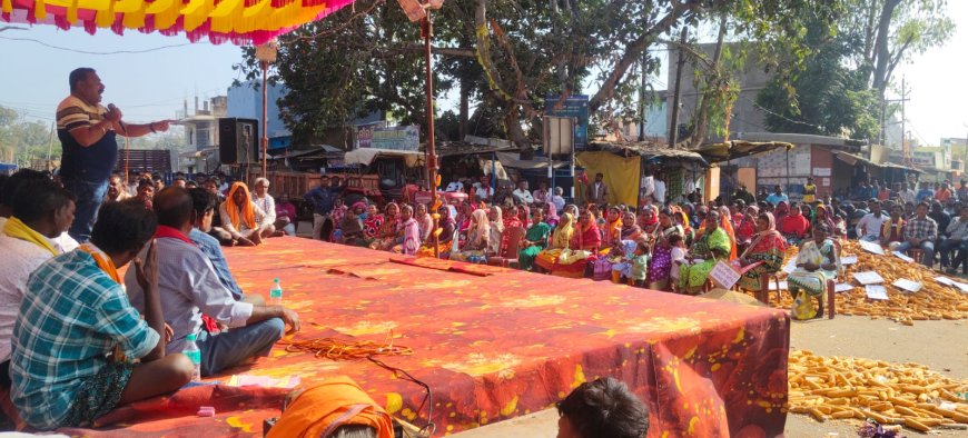 କୃଷକ ସହାସଙ୍ଘର ଆନ୍ଦୋଳନରେ ମହିଳା ଚାଷୀ ସାମିଲ।