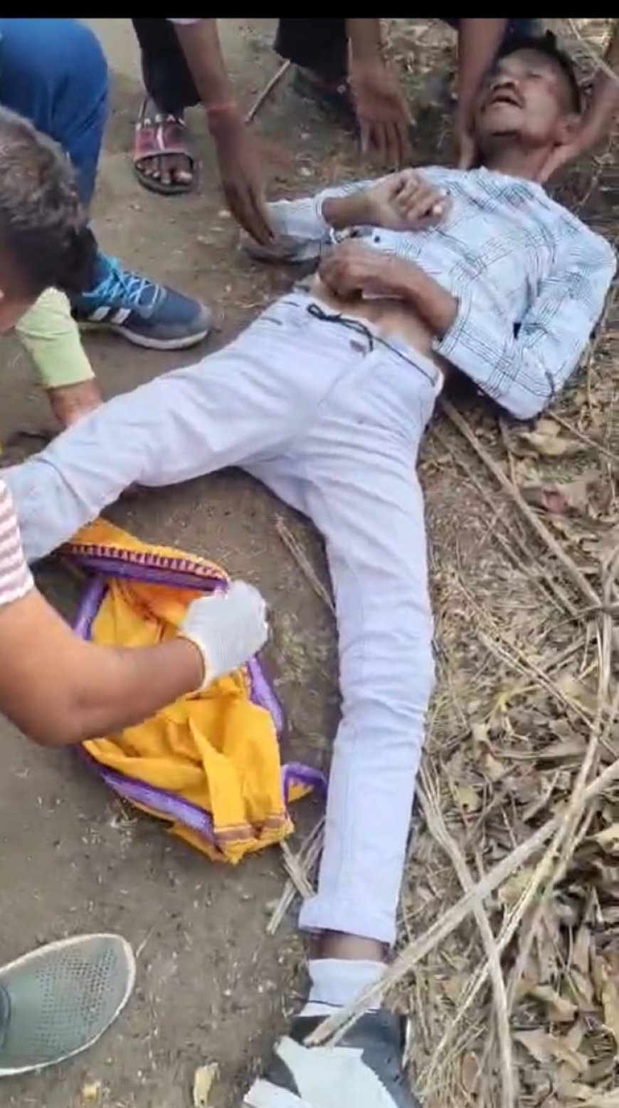 ଦୁଇ ବାଇକ ମୁହାଁମୁହିଁ ଧକ୍କା, ଗ୍ରାମରକ୍ଷୀ ମୃତ, ଯବାନ ଗୁରୁତର।