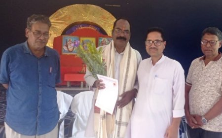 ୩୬ ବର୍ଷର ଗୌରବମୟ ଶିକ୍ଷକତା ଜୀବନର ଅବସାନ: ବରିଷ୍ଠ ଗୁରୁଜୀ ଜୟରାମ ସାହୁଙ୍କୁ ଭାବବିହ୍ୱଳ ବିଦାୟ ସମ୍ବର୍ଦ୍ଧନା